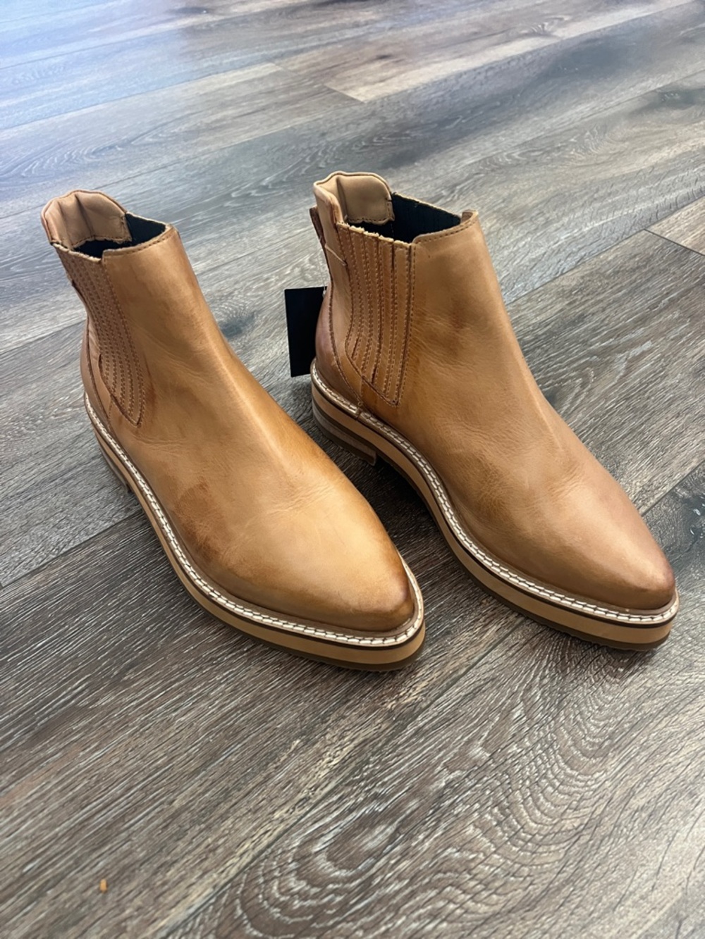 NWT ROOLEE Prince Booties 💖 - Picture 13 of 16